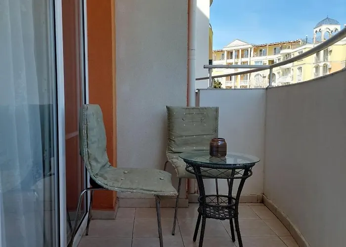 студия в центре солнечного берега Apartament *