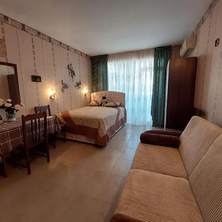 студия в центре солнечного берега Apartament *
